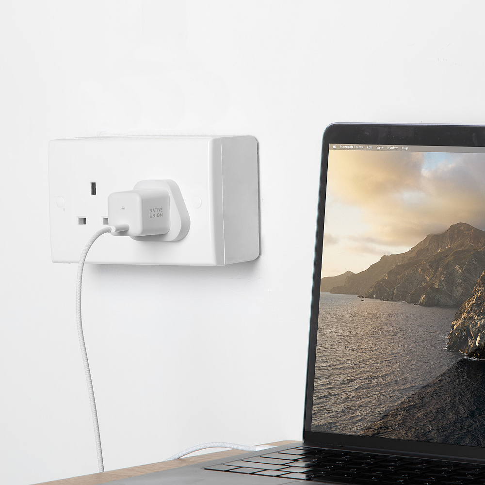 Сетевое зарядное устройство Native Union Сетевое зарядное устройство Native Union Fast GaN Charger USB-C, PD, 30Вт белый фото 4