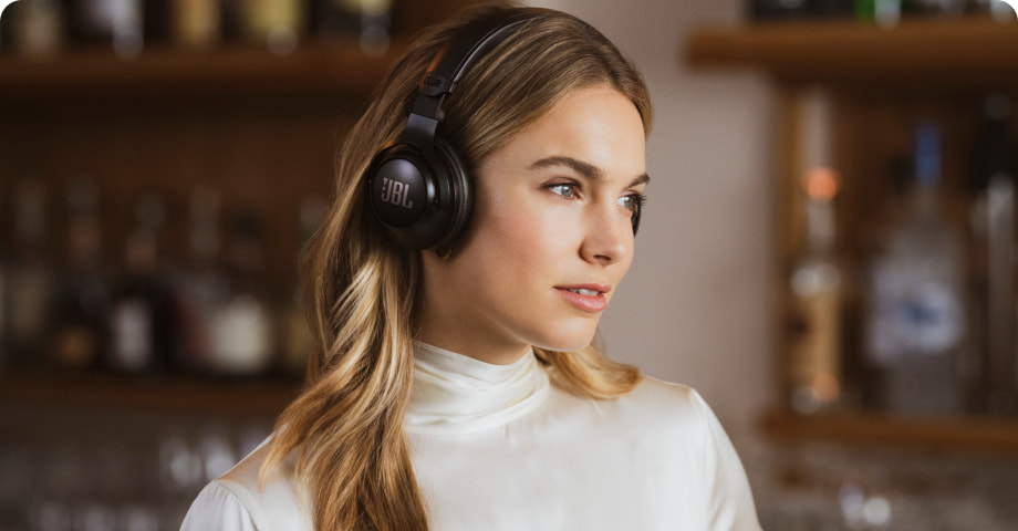 Беспроводные наушники JBL Club ONE черный купить на фирменном сайте  galaxystore в Москве, цены на Беспроводные наушники JBL Club ONE черный